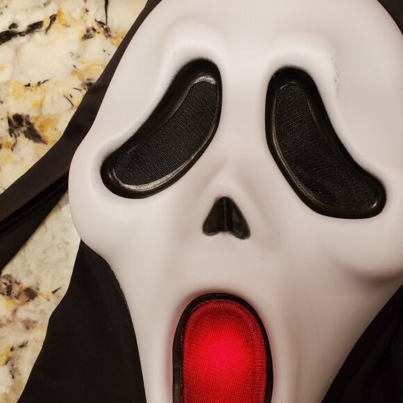 Ghost Face Mask Light Up Mask NEW! - Picture 9 of 11